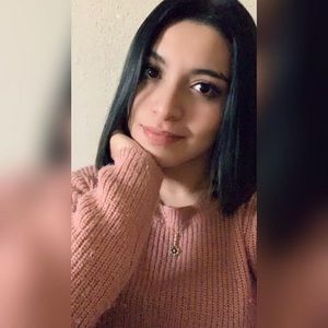 Meet your Posher, Kendra